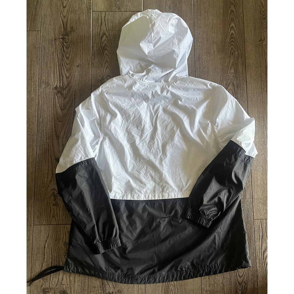 Women's Nike Windbreaker Black/White Zipper Lightweight Jacket Hoodie Size Small - Picture 2 of 8